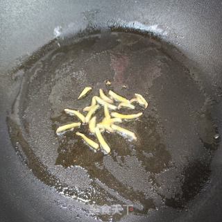 红烧鸡爪的做法步骤：3