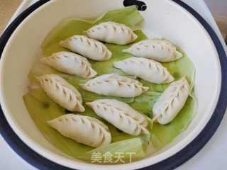 土豆泥饺子皮+荠菜肉馅蒸饺的做法步骤：11