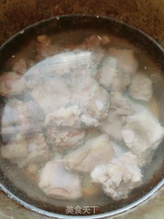 冬瓜排骨汤的做法步骤：4