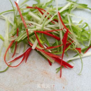 葱油黄花鱼的做法步骤：7