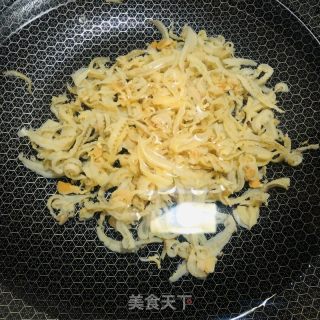 酸辣汤的做法步骤：2