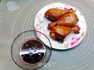 电饭煲版酱鸡腿的做法步骤：12