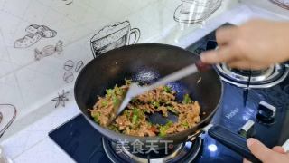 蒜苔小炒肉的做法步骤：7