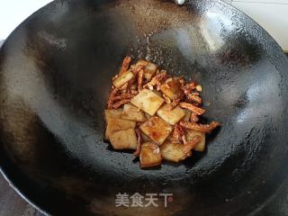 红薯片炒肉的做法步骤：7