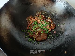 红薯片炒肉的做法步骤：9