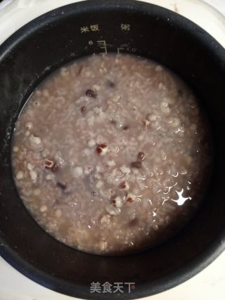 芡实薏米红豆粥的做法步骤：3