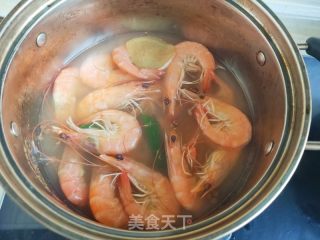 白灼虾的做法步骤：4