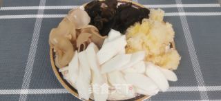 三耳山药的做法步骤：1