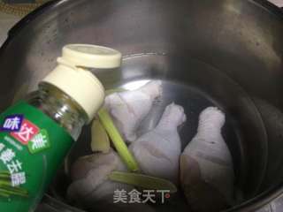 蜜汁烧鸡腿的做法步骤：4