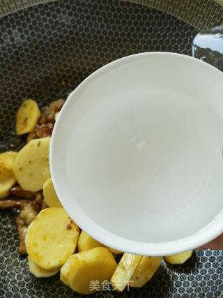 富硒土豆炖山药粉皮的做法步骤：9