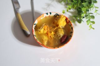 红枣虫草鸡汤的做法步骤：3