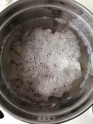 白灼鱼片的做法步骤：1