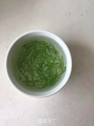 白灼鱼片的做法步骤：3