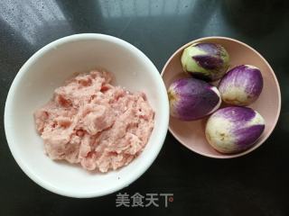 炸茄盒的做法步骤：1
