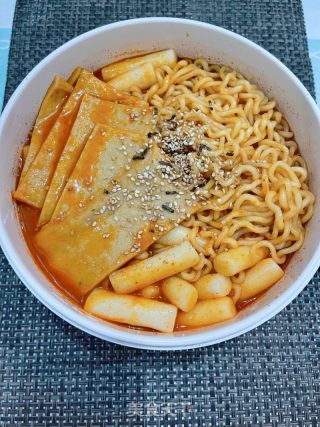年糕鱼饼火鸡面的做法步骤：10
