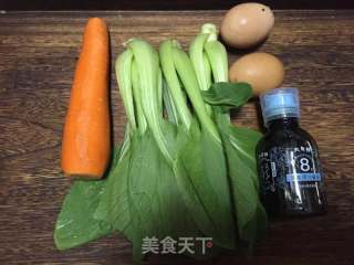 油菜炒蛋的做法步骤：1