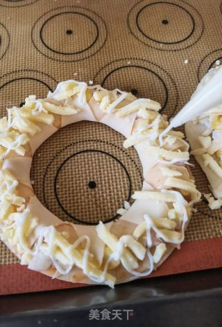 饺子皮花环披萨的做法步骤：12