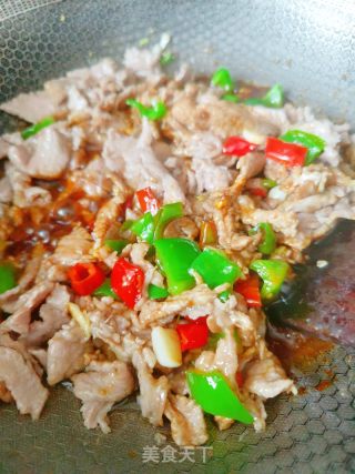 酸藕带炒牛肉的做法步骤：13