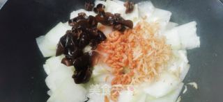 虾皮海米冬瓜的做法步骤：4