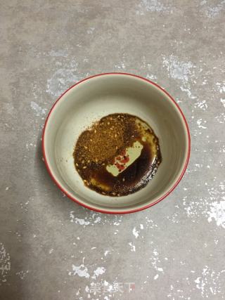 空气炸锅烤韭菜的做法步骤：4