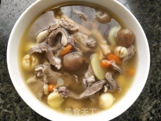 养心安神猪心汤的做法步骤：9