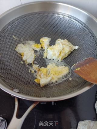 肉末鬼菌煎蛋汤的做法步骤：4