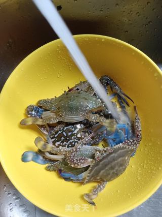 蟹肉煲的做法步骤：3