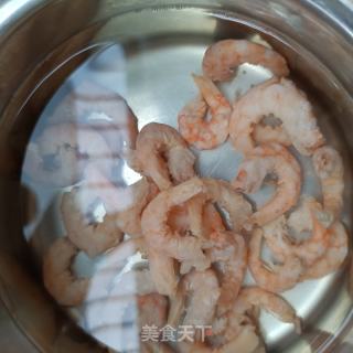 海米炒佛手瓜的做法步骤：3