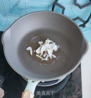 酥肉豆腐汤的做法步骤：3