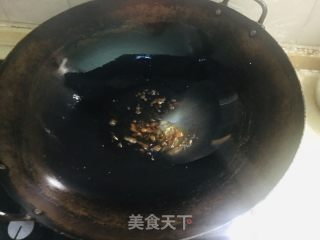 土豆辣子鸡块的做法步骤：1