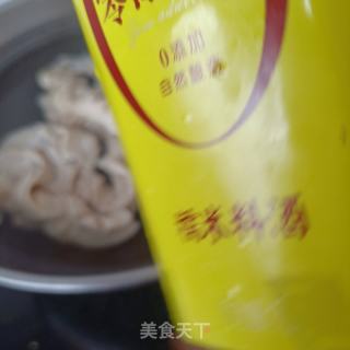 豆花肥肠的做法步骤：3