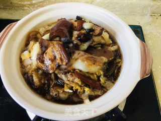 砂锅酸菜红烧肉的做法步骤：6