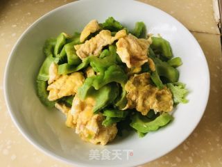 苦瓜炒鸡蛋的做法步骤：9
