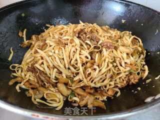 茄子肉丝焖面的做法步骤：11