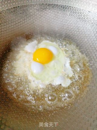 卤香牛肉煲仔饭的做法步骤：1