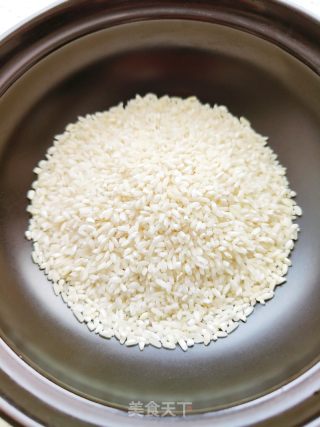 卤香牛肉煲仔饭的做法步骤：2