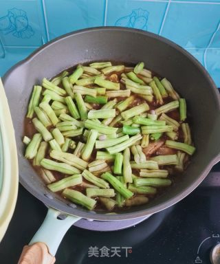 五花肉烧白芸豆的做法步骤：8
