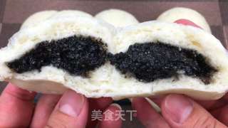 芝麻流心包，香飘四溢，柔软有弹性。的做法步骤：23