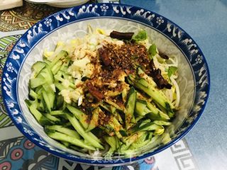 油泼辣子拌面的做法