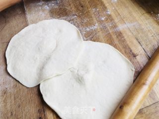 萝卜苗馅饼的做法步骤：4