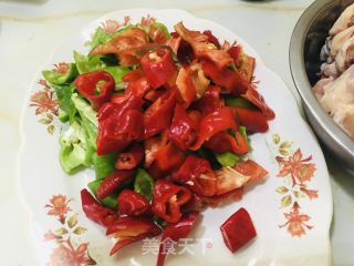 辣子鸡的做法步骤：2