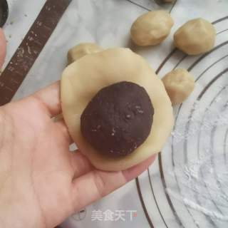 自制蛋黄月饼的做法步骤：5
