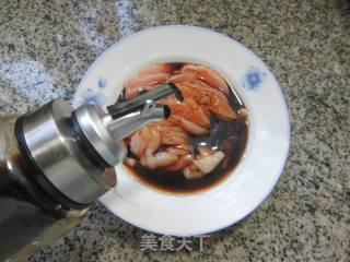 红椒鸡胸肉炒香干的做法步骤：4