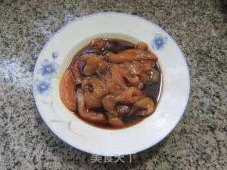 红椒鸡胸肉炒香干的做法步骤：6
