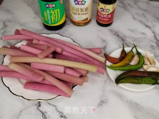 酸辣藕带的做法步骤：1