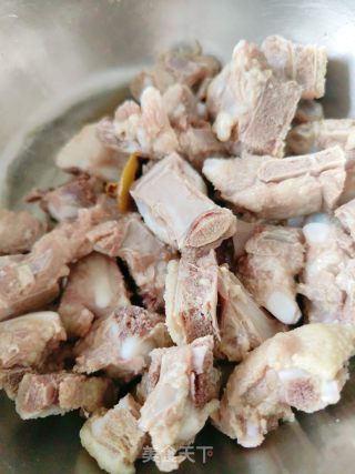 红烧羊排的做法步骤：7