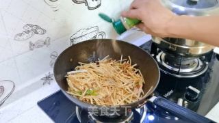 土豆丝炒肉的做法步骤：7