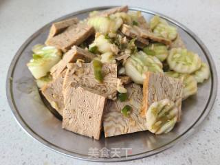 五香豆腐拌黄瓜的做法步骤：9