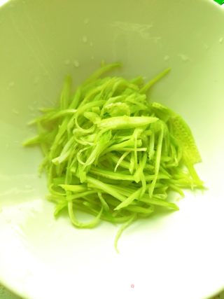 凉拌肥牛卷的做法步骤：4