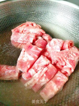 凉拌肥牛卷的做法步骤：6